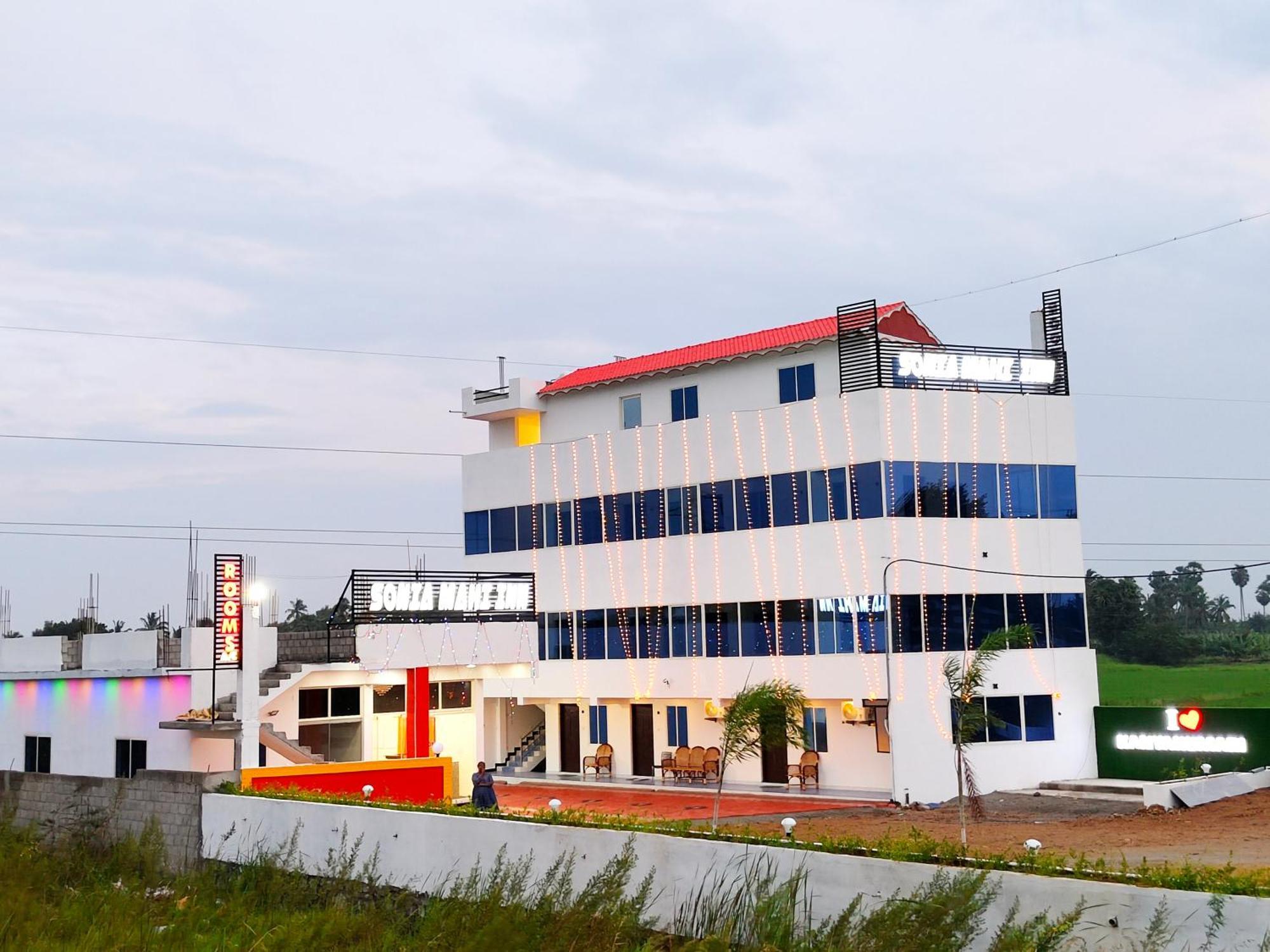 Hotel Sonia Mahi Inn Kanyakumari Exterior photo